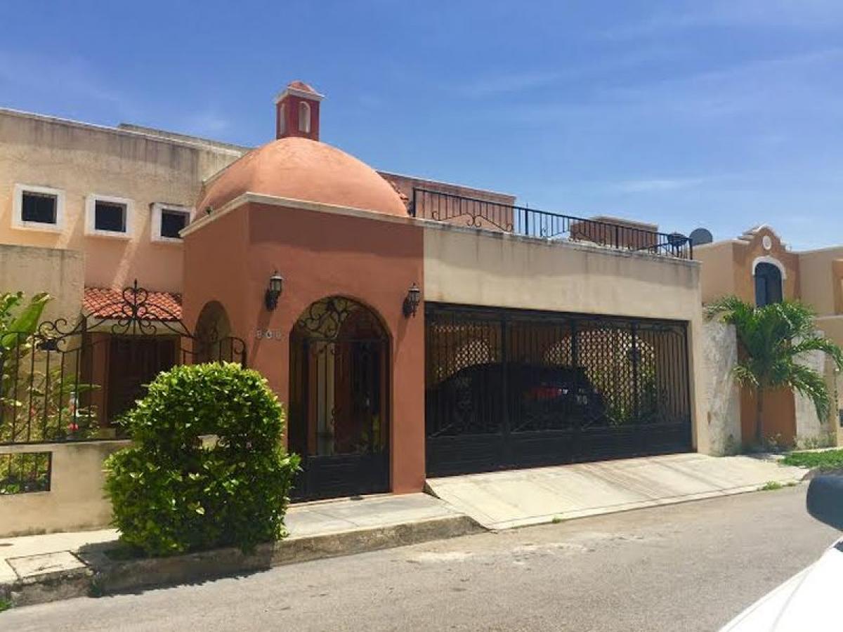 4 bedrooms House in Yucatan, Mexico No. 181593