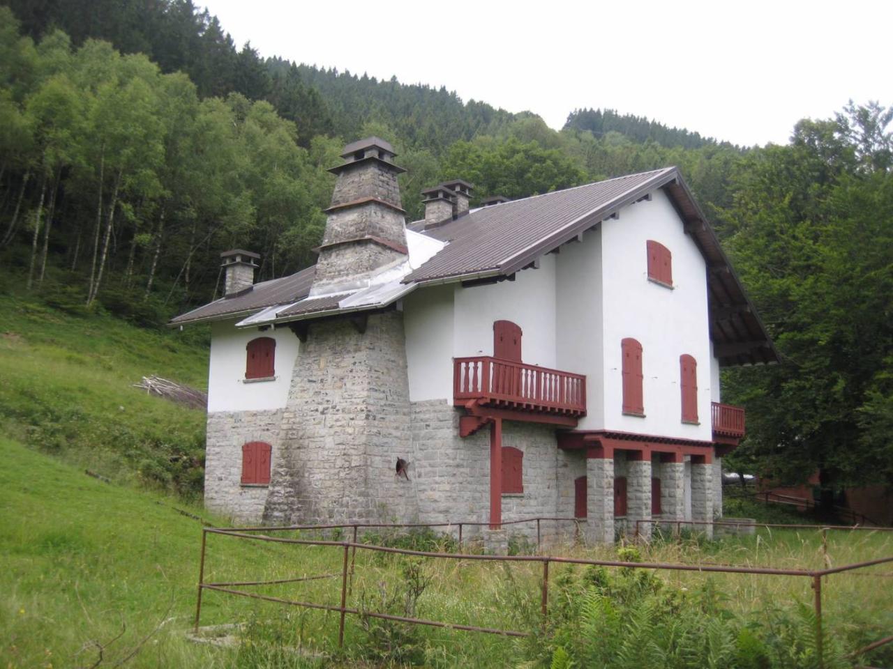 7-Zimmer Haus in Schignano, Italy, Nr. 72023