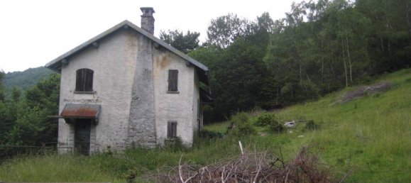 7-Zimmer Haus in Schignano, Italy, Nr. 72023 18