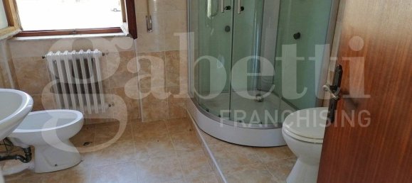 Apartamento de 2 dormitorios en Massa Marittima, Italy No. 176849 9