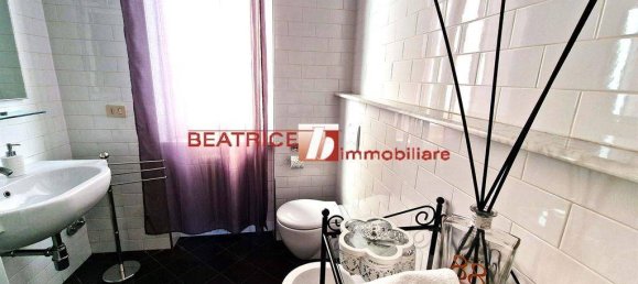 5 bedrooms Villa in Lucca, Italy No. 10773 27