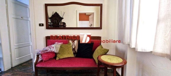 5 bedrooms Villa in Lucca, Italy No. 10773 11