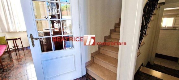 5 bedrooms Villa in Lucca, Italy No. 10773 10