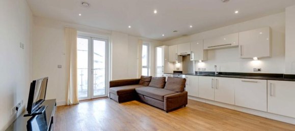 1 bedroom Apartment in Ealing, United Kingdom No. 5823 2
