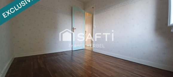 2 bedrooms House in Beaune-la-Rolande, France No. 53540 3