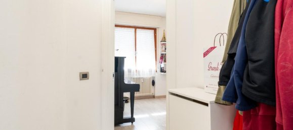3 chambres Appartement à Vignola, Italy No. 329383 4