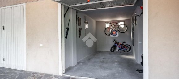 3-salle Appartement à Pescate, Italy No. 286154 37