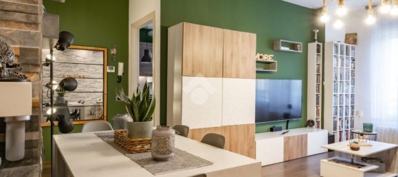 3-salle Appartement à Pescate, Italy No. 286154 7