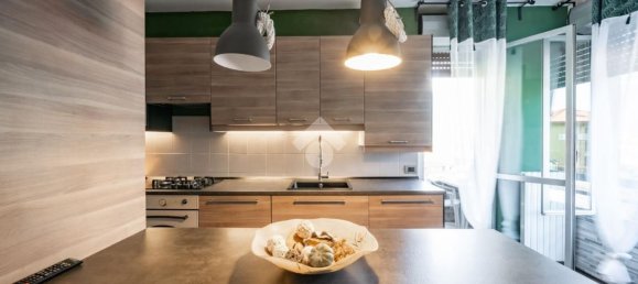 3-salle Appartement à Pescate, Italy No. 286154 8