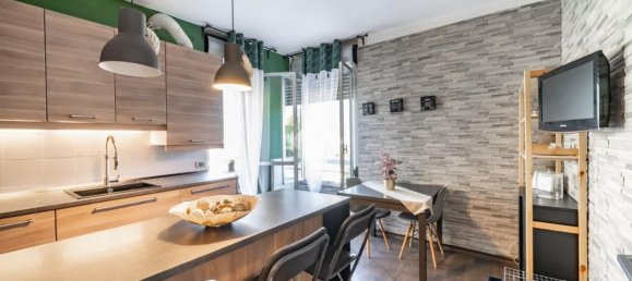 3-salle Appartement à Pescate, Italy No. 286154 9