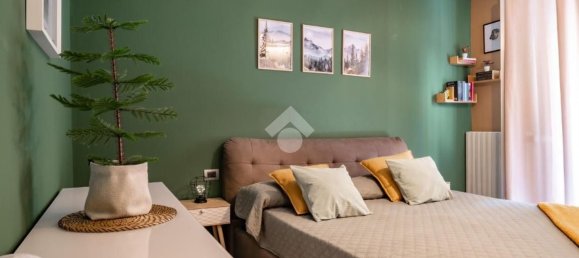 3-salle Appartement à Pescate, Italy No. 286154 21