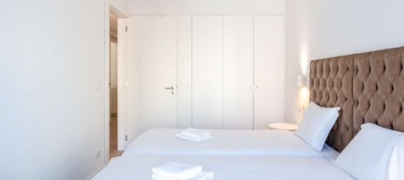 3 bedrooms Apartment in Lisbon, Portugal No. 125456 15