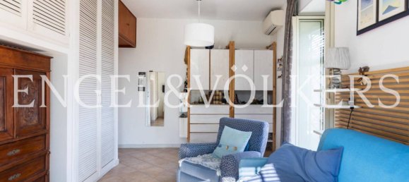 2 Schlafzimmer Penthouse in Naples, Italy, Nr. 68784 13