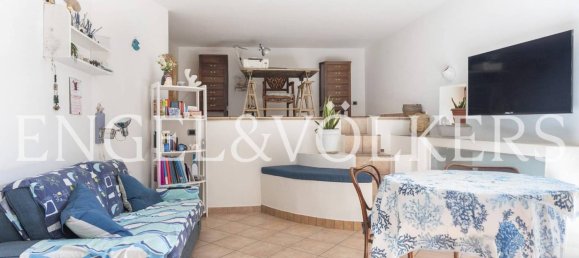 2 Schlafzimmer Penthouse in Naples, Italy, Nr. 68784 4