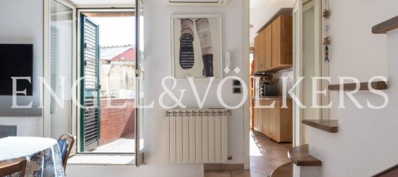 2 Schlafzimmer Penthouse in Naples, Italy, Nr. 68784 2