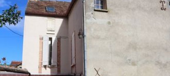 Casa T5 em Pont-sur-Yonne, France N.º 300730 2