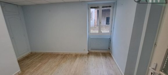 Casa T5 em Pont-sur-Yonne, France N.º 300730 8