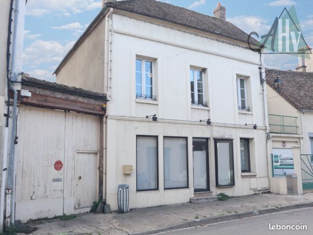 Casa T5 em Pont-sur-Yonne, France N.º 300730