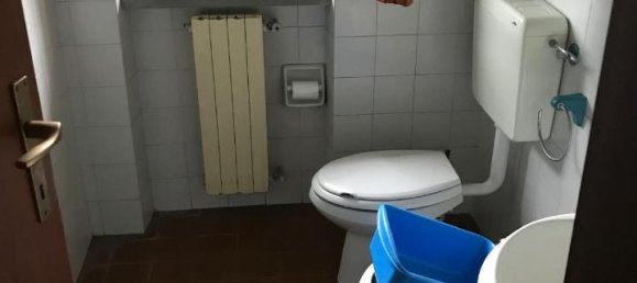 3 rooms Apartment in Massa, Italy No. 70444 5