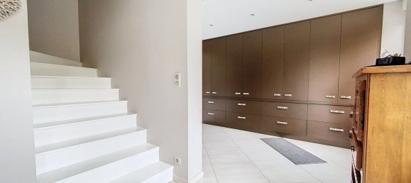 5 bedrooms Castles in Senlis, France No. 67805 11