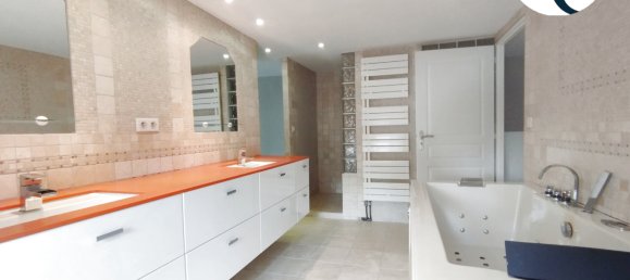 5 bedrooms Castles in Senlis, France No. 67805 13