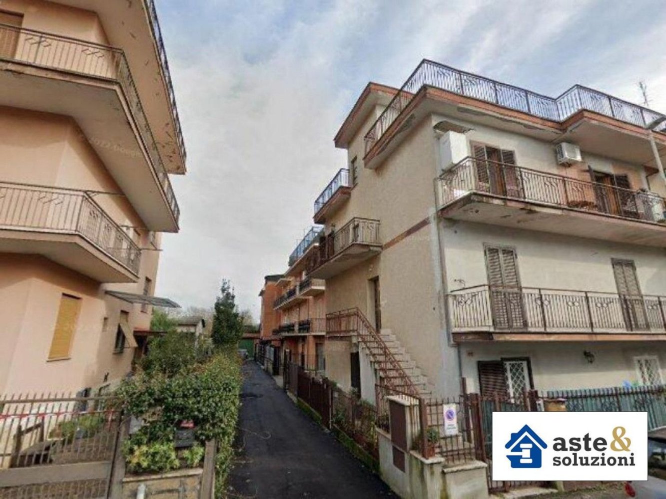 2 bedrooms Apartment in Rome, Italy No. 376858