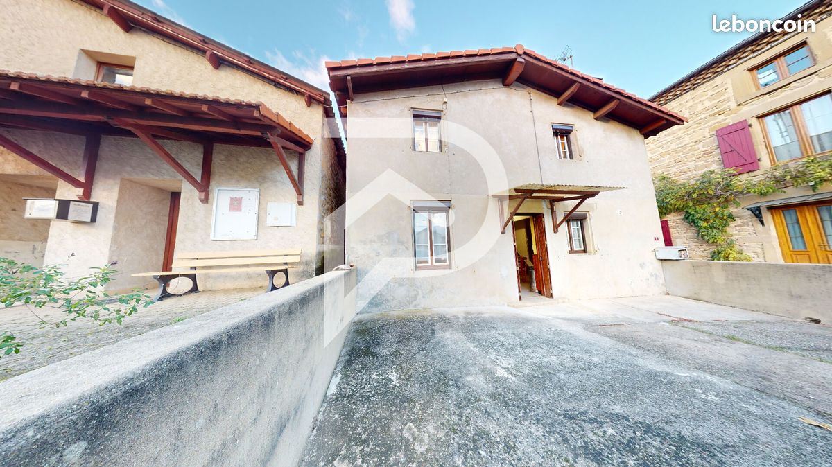 Casa T2 em Saint-Barthelemy-de-Vals, France N.º 275502