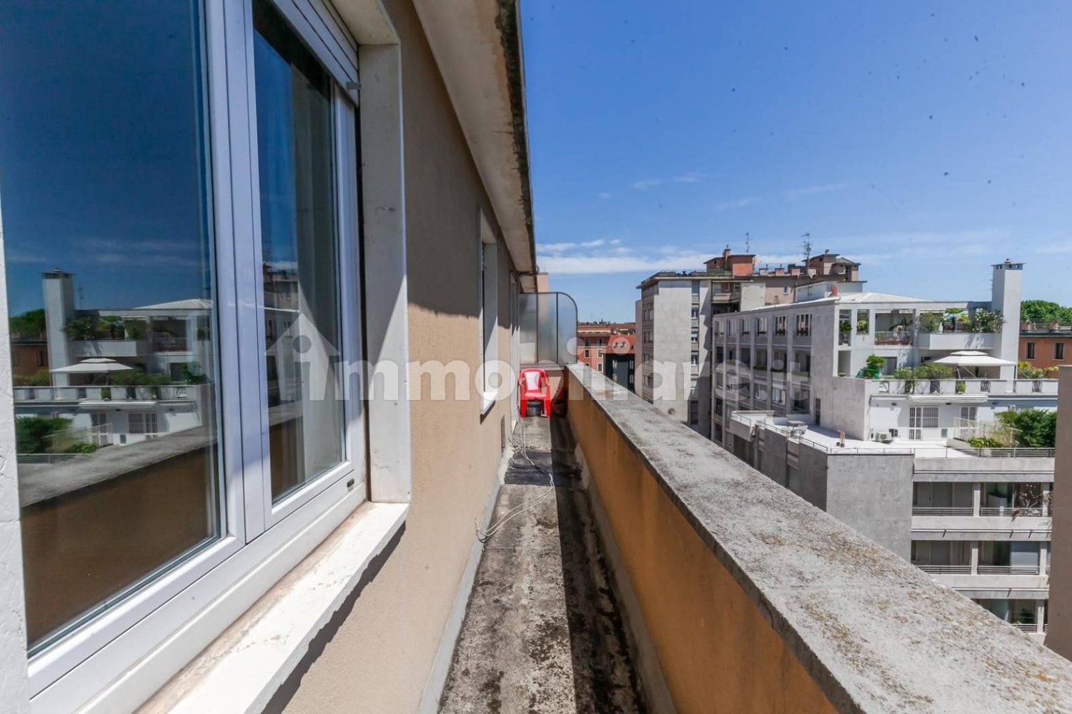 3 bedrooms Apartment in Milan, Italy No. 312515