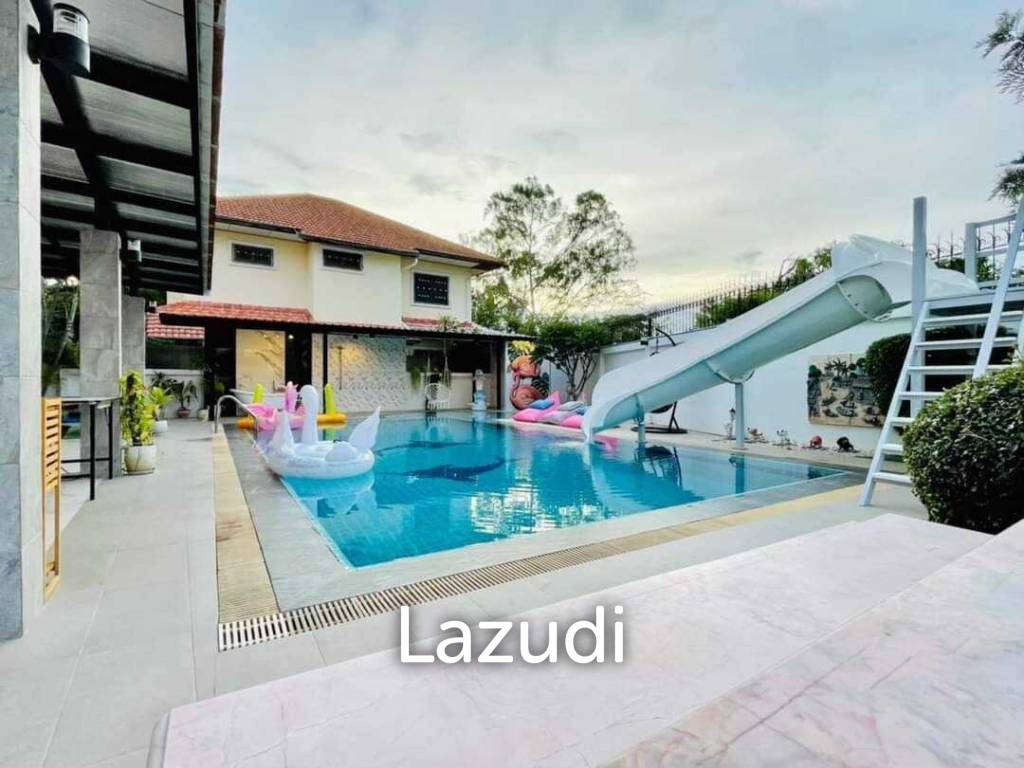 Кафе / ресторан с 4 спальнями в Паттайя, Таиланд № 15403