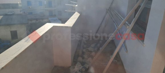 3 rooms Apartment in Reggio Calabria, Italy No. 308046 7