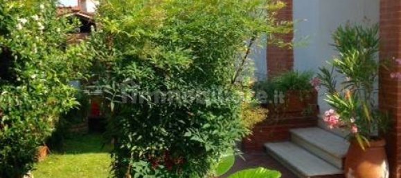 3 chambres Villa à Forte dei Marmi, Italy No. 188636 4