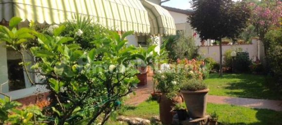 3 chambres Villa à Forte dei Marmi, Italy No. 188636 6