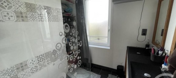 Casa de 2 dormitorios en Le Poinconnet, France No. 62387 4