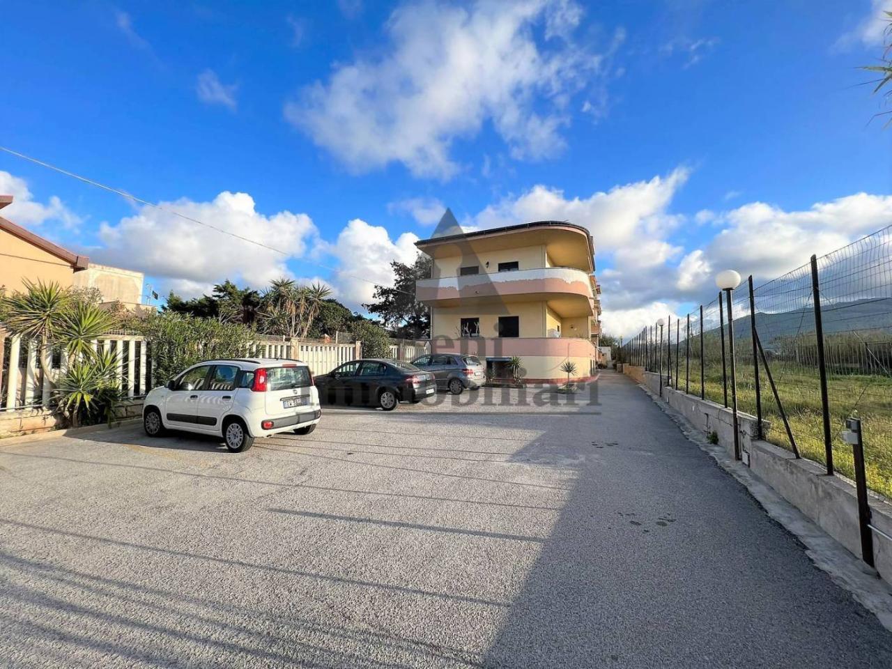 Apartamento de 3 habitaciónes en Ficarazzi, Italy No. 36292