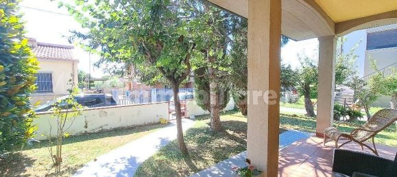 5 bedrooms Villa in Pisa, Italy No. 221643 37
