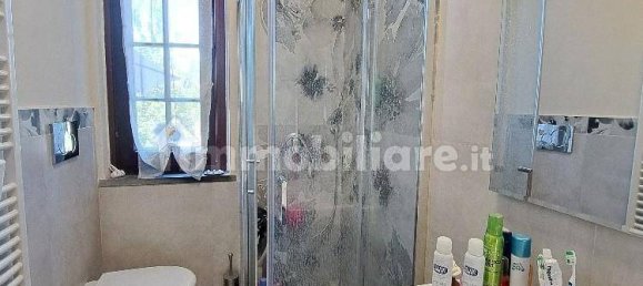 5 bedrooms Villa in Pisa, Italy No. 221643 2