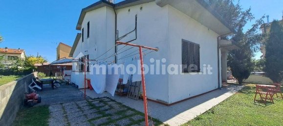 5 bedrooms Villa in Pisa, Italy No. 221643 28