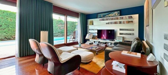 4 bedrooms House in Figueres, Spain No. 86550 9