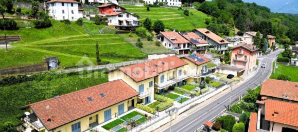 3 bedrooms House in Lambrugo, Italy No. 264590 12