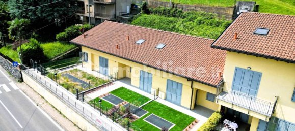 3 bedrooms House in Lambrugo, Italy No. 264590 11