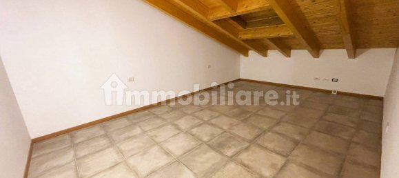 3 bedrooms House in Lambrugo, Italy No. 264590 4