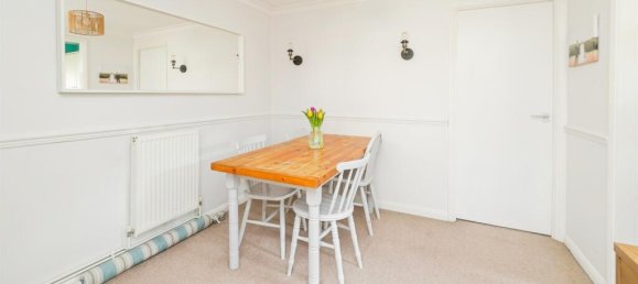 1 bedroom Maisonette in Crawley, United Kingdom No. 6299 3