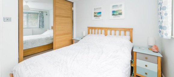 1 bedroom Maisonette in Crawley, United Kingdom No. 6299 9