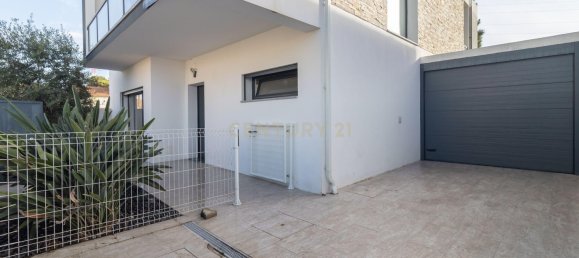 5 bedrooms Villa in Seixal, Portugal No. 145432 40