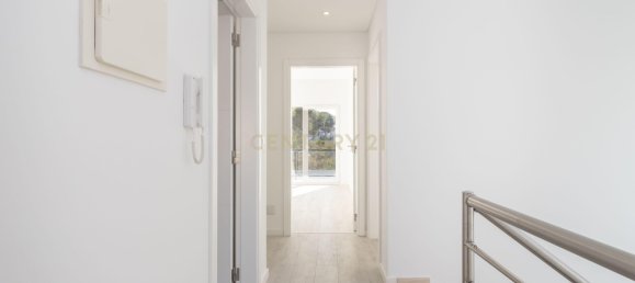 5 bedrooms Villa in Seixal, Portugal No. 145432 33