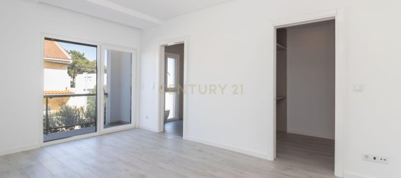 5 bedrooms Villa in Seixal, Portugal No. 145432 22