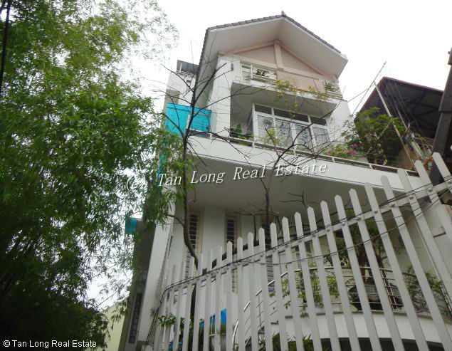 5 bedrooms House in Tay Ho, Vietnam No. 4315
