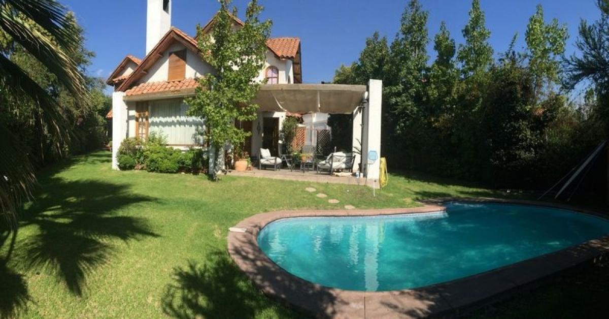 4 bedrooms House in Santiago, Chile No. 4110