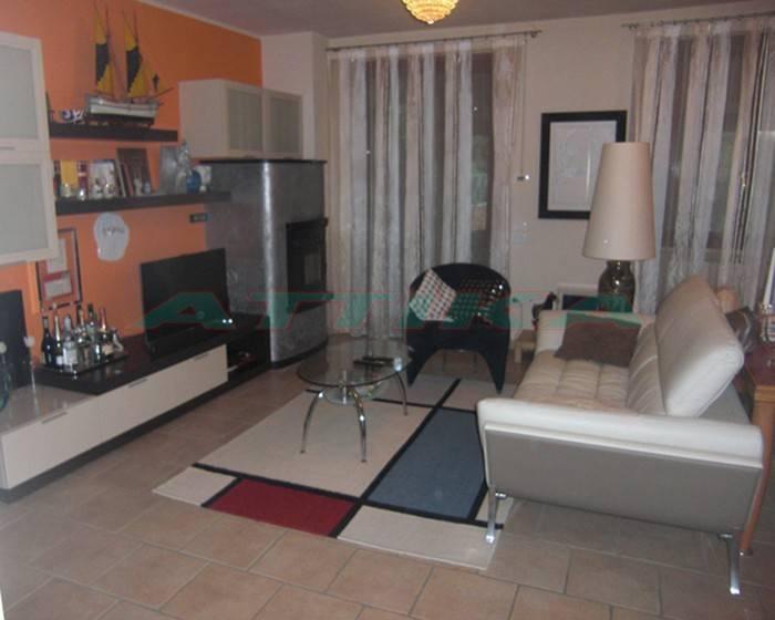 6 rooms House in Fano, Italy No. 18906