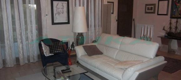 6 rooms House in Fano, Italy No. 18906 2